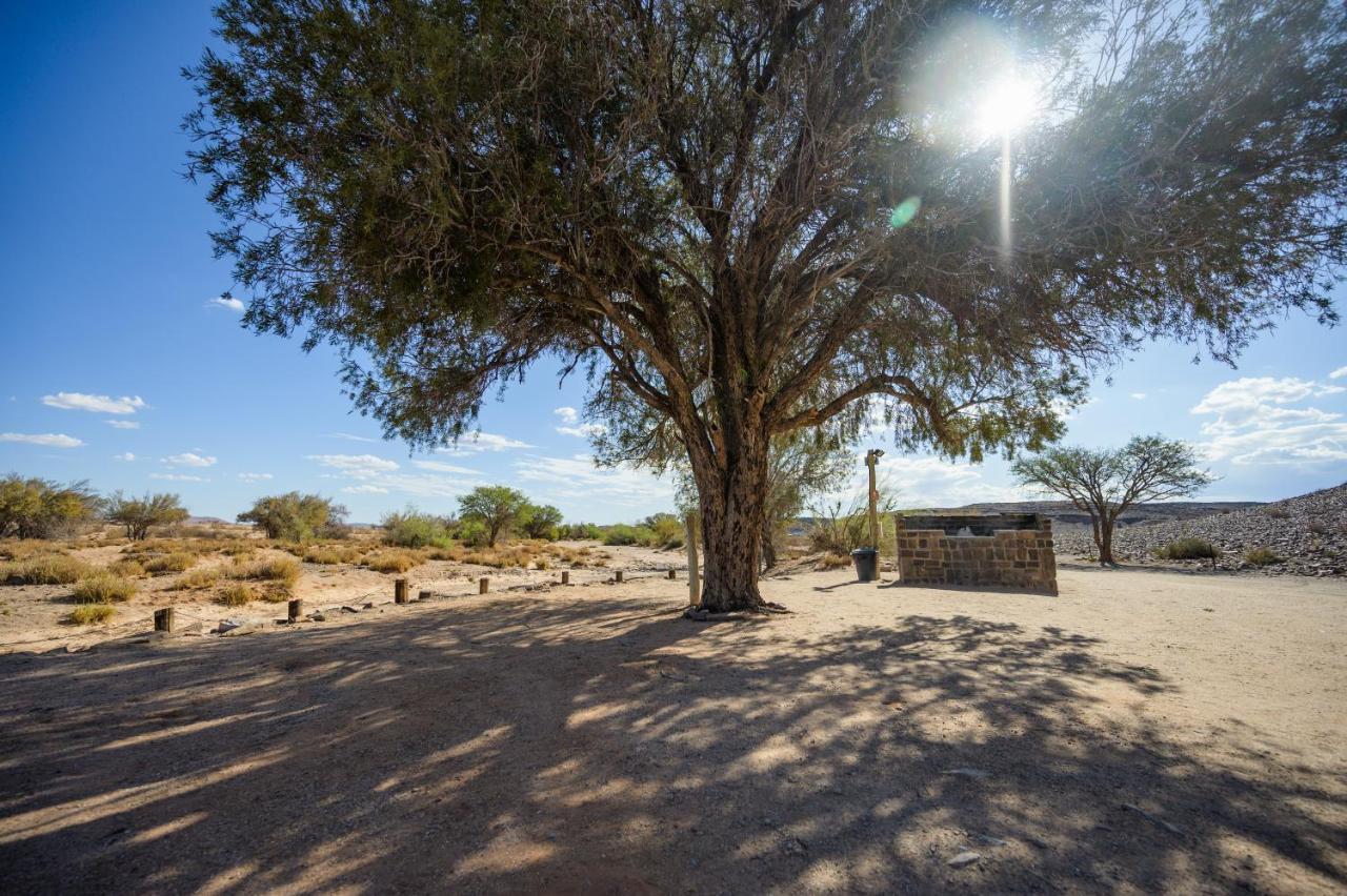 Canyon Roadhouse Campsite Fish River Canyon エクステリア 写真
